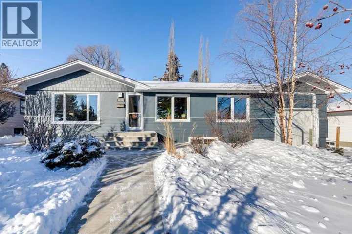 35 45 Street SW, Calgary, Alberta T3C2B2