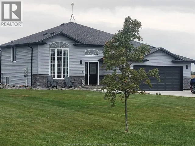 1023 LAKESHORE ROAD 107, Lakeshore, Ontario N8M2X7