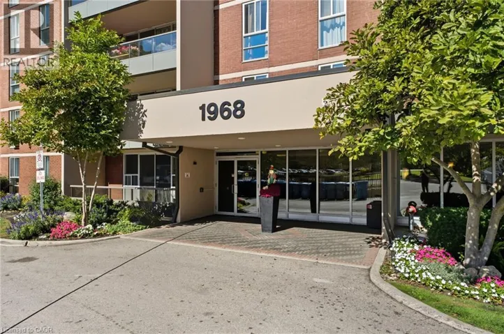 1968 MAIN Street W Unit# 1103, Hamilton, Ontario L8S1J7