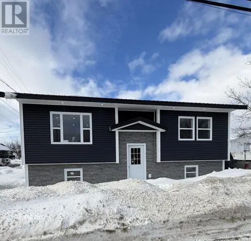 33 King Street, Grand Falls-Windsor, Newfoundland & Labrador A2B1H8