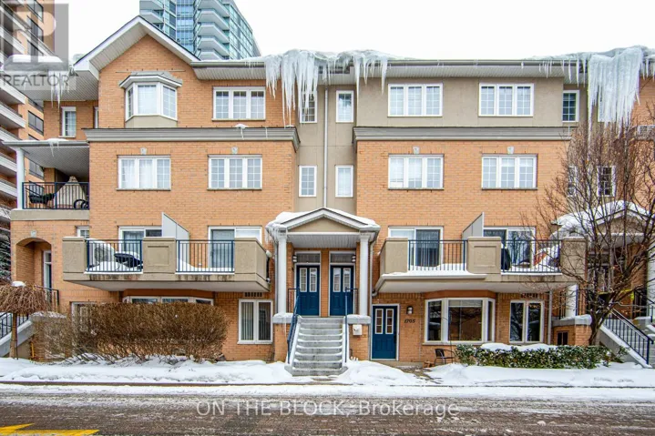 28 SOMMERSET WAY, Toronto (Willowdale East), Ontario M2N6W7