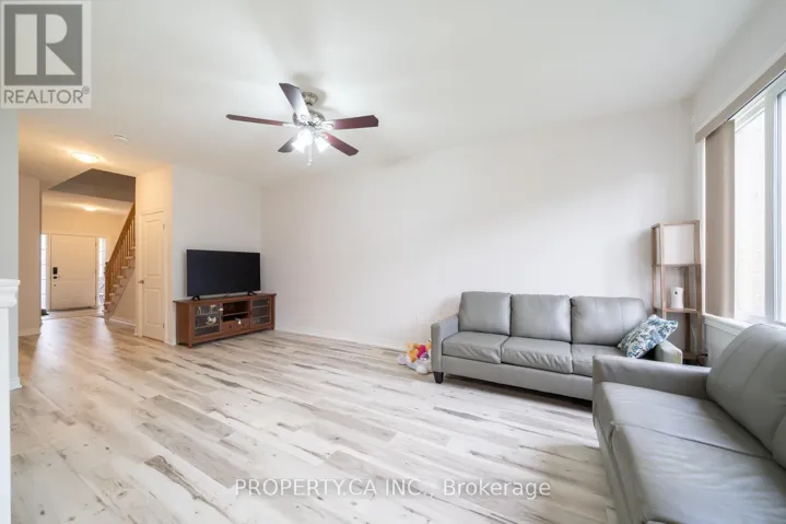 107 DENNIS DRIVE, West Lincoln (Smithville), Ontario L0R2A0