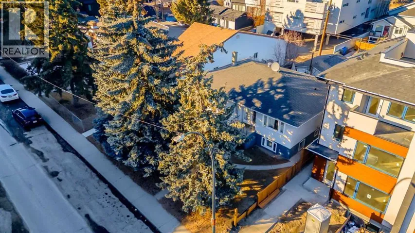 1816 28 Avenue SW, Calgary, Alberta T2T1J8