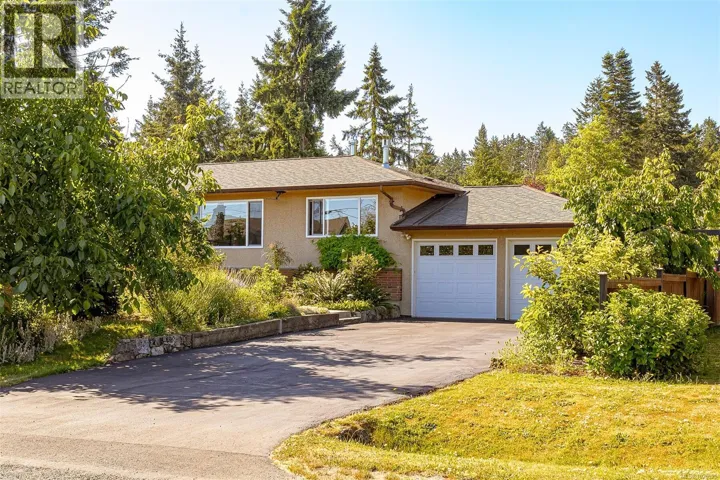 1961 Hovey Rd, Central Saanich, British Columbia V8M1V8
