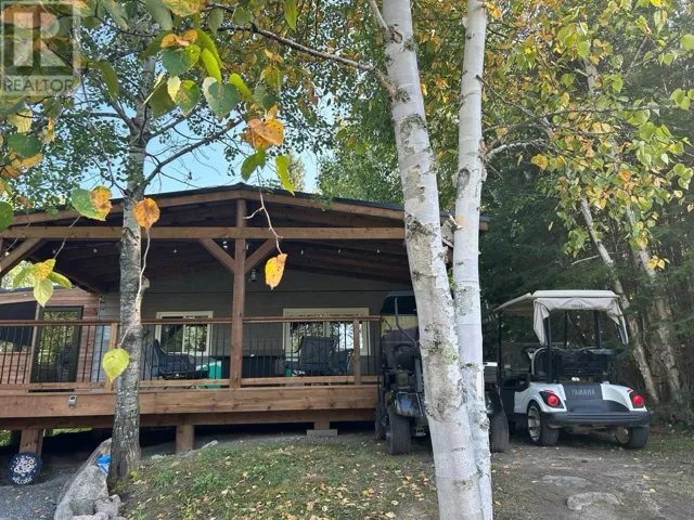 73 Copperhead RD, Kenora, Ontario P9W3W7