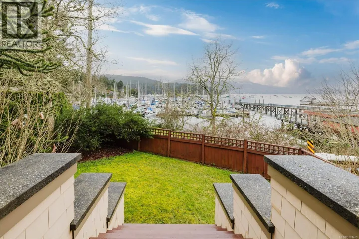 6985 Anglers Lane, Central Saanich, British Columbia V8M1B5