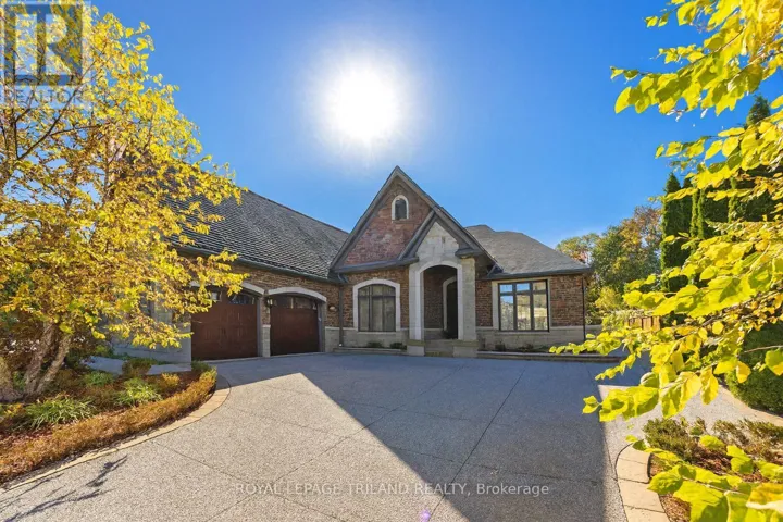 2259 WATERSIDE TERRACE, London North (North R), Ontario N6G0M1