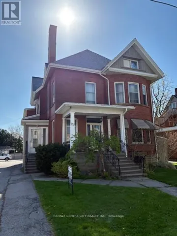 27 SOUTHWICK STREET, St. Thomas, Ontario N5R3R7