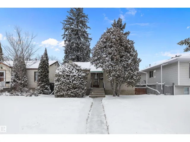 11242 72 AV NW, Edmonton, Alberta T6G0B5