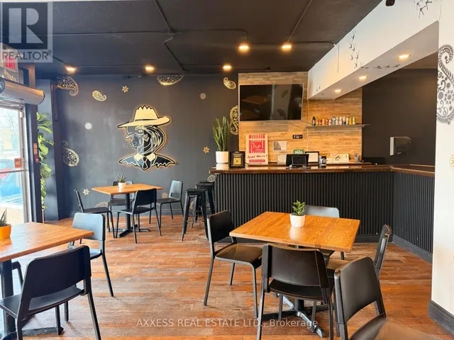 3747 LAKE SHORE BOULEVARD W, Toronto (Long Branch), Ontario M8W1P9