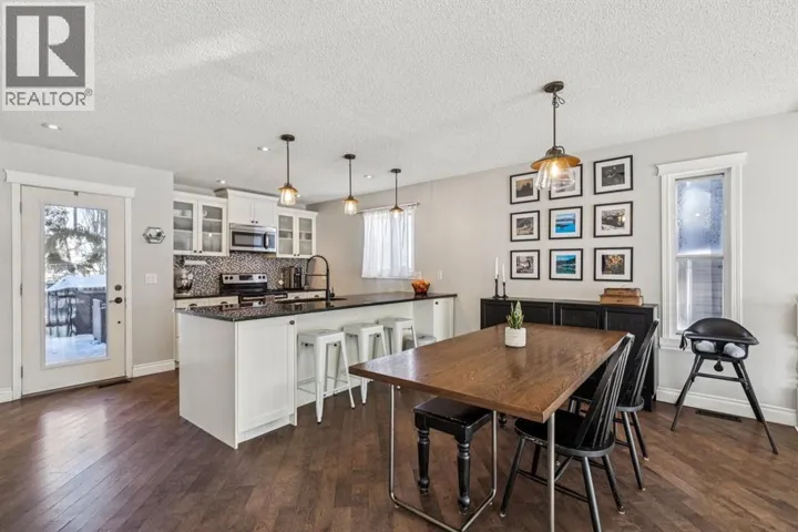 79 Riverglen Way SE, Calgary, Alberta T2C3H9