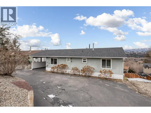 10892 Russell Road, Lake Country, British Columbia V4V1W6