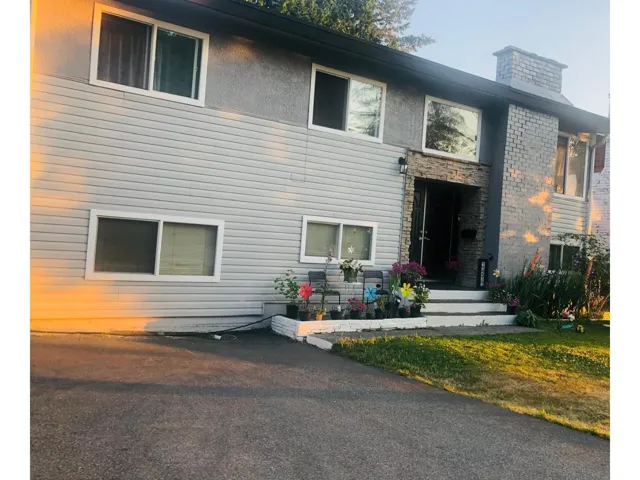 12472 100 AVENUE, Surrey, British Columbia V3V2X5