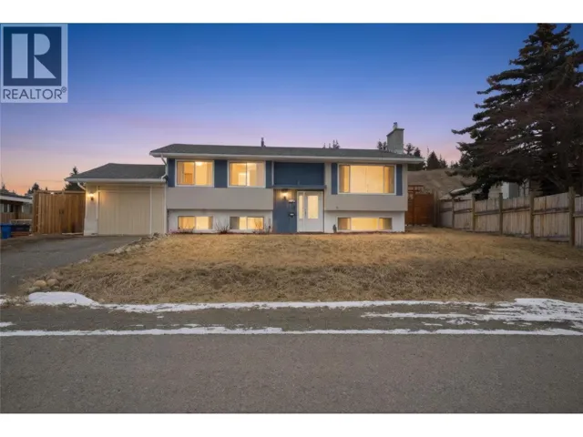 31 Beryl Drive, Logan Lake, British Columbia V0E1W0