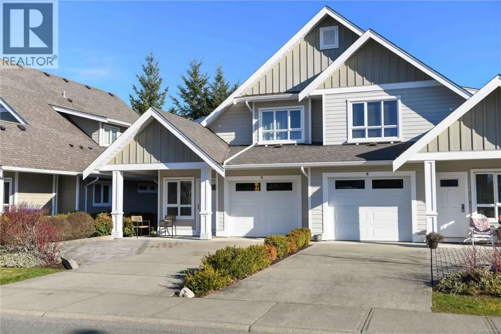 5 700 Lancaster Way, Comox, British Columbia V9M0B6