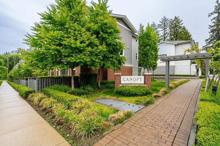 2 9718 161A STREET, Surrey, British Columbia V4N6S7