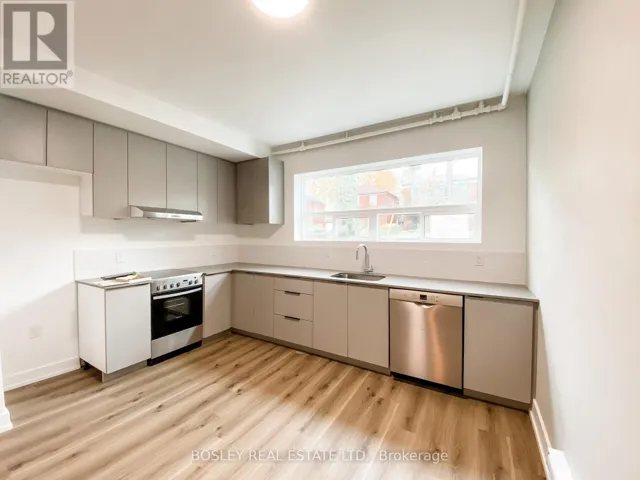 9 - 14 WADSWORTH BOULEVARD, Toronto (Weston), Ontario M9N2G2