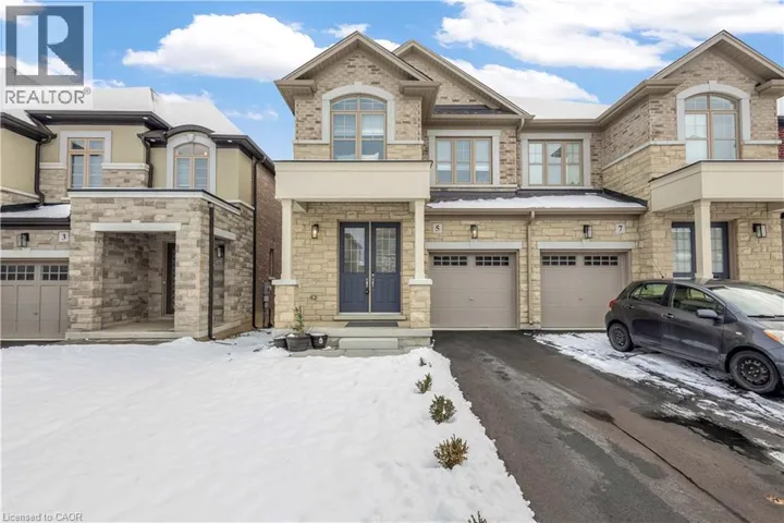 5 CHERRY BLOSSOM Heights, Hamilton, Ontario L9B0E9