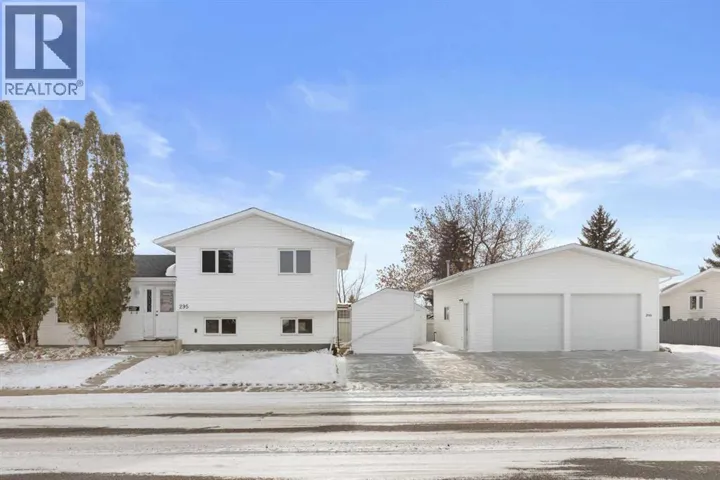 295 Cameron Road SE, Medicine Hat, Alberta T1B1Z4