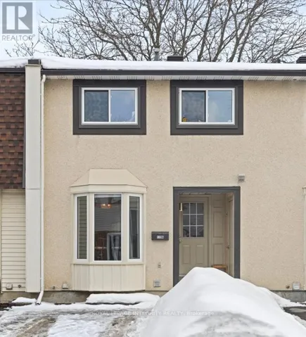 1196 PRIORY LANE, Ottawa, Ontario K1C1Z9
