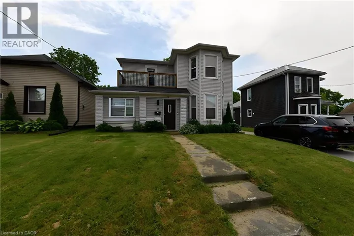 10 MEDA Street, St. Thomas, Ontario N5P1W5