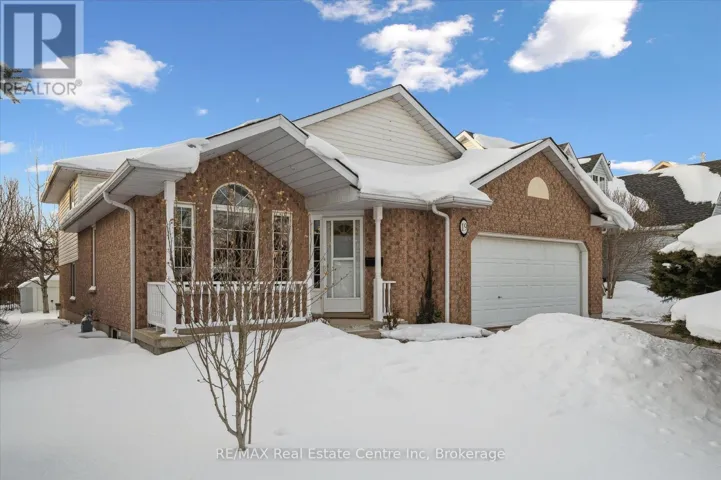 19 MERGANSER DRIVE, Guelph (Kortright Hills), Ontario N1C1C8