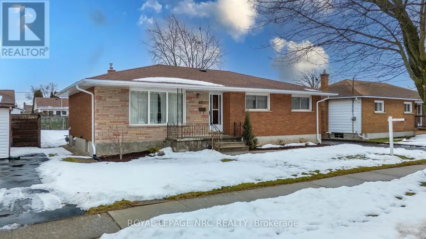 149 AFTON AVENUE, Welland (Lincoln/Crowland), Ontario L3B1W2