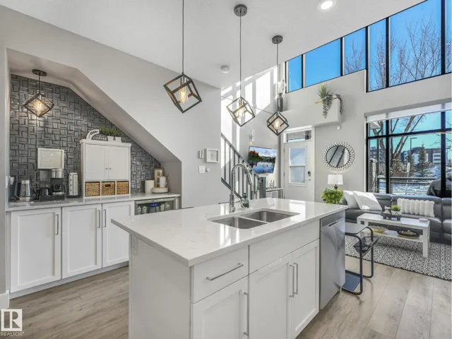 #127 524 GRIESBACH PARADE PR NW, Edmonton, Alberta T5E6X2