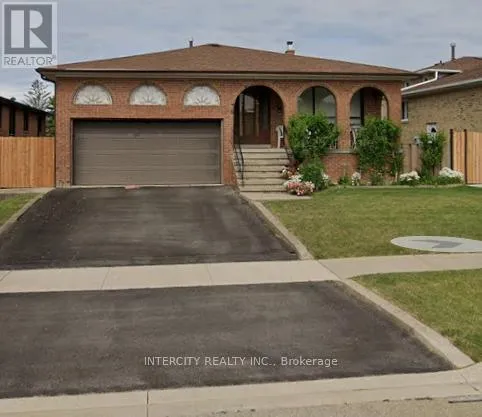 180 JEANNE DRIVE, Vaughan (East Woodbridge), Ontario L4L1X8