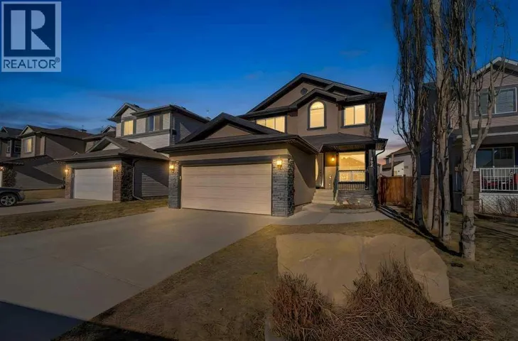 284 Hawkmere View, Chestermere, Alberta T1X1T7
