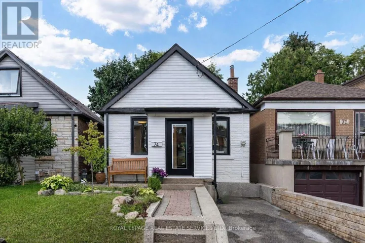 74 CHRYESSA AVENUE, Toronto (Rockcliffe-Smythe), Ontario M6N4T7
