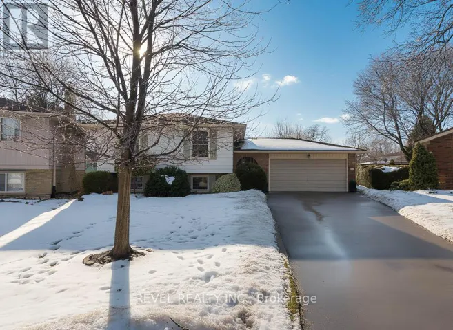 17 CRABAPPLE COURT, Brantford, Ontario N3R5X8