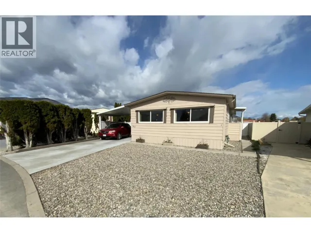 3105 SOUTH MAIN Street Unit# 317, Penticton, British Columbia V2A7H1