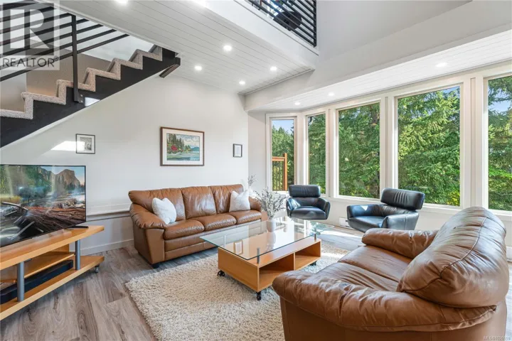 3132 Robin Hood Dr, Nanaimo, British Columbia V9T1P1