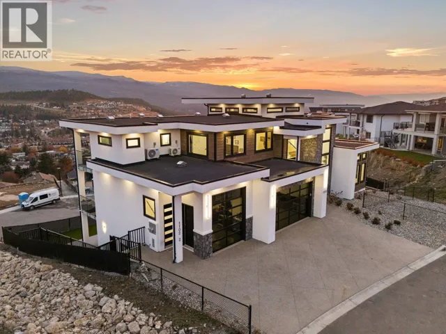 1102 Carnoustie Drive, Kelowna, British Columbia V1P0A3