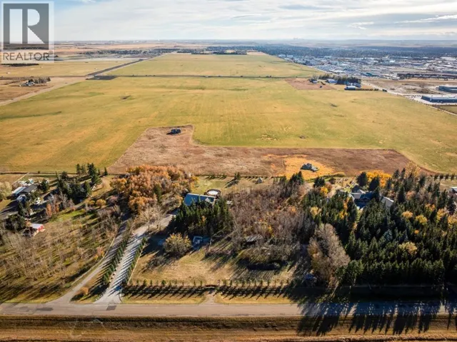 53 Croxford Estates NE, Airdrie, Alberta T4A2V9