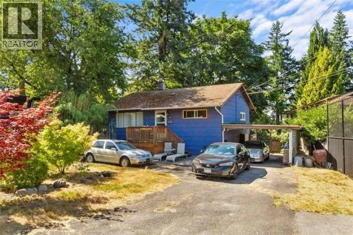 2058 HILLSIDE AVENUE, Coquitlam, British Columbia V3K1K7