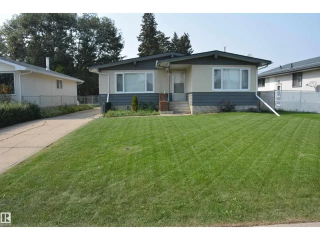 5506 56 ST, Barrhead, Alberta T7N1C6