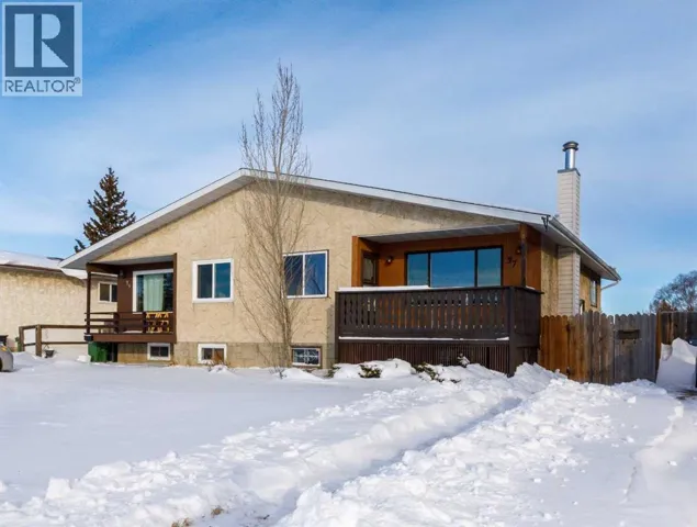 37 Northey Avenue, Red Deer, Alberta T4P1R3