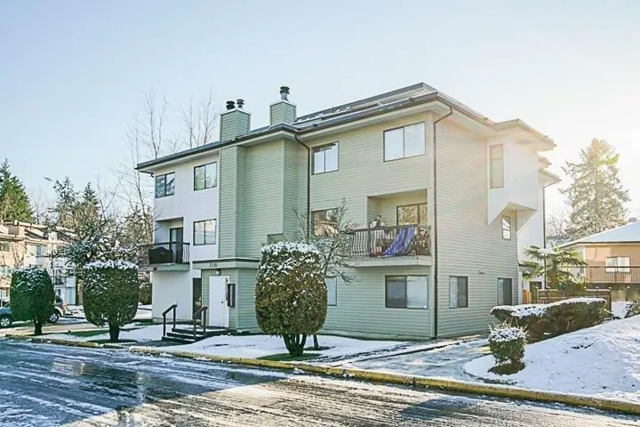 204 7131 133A STREET, Surrey, British Columbia V3W8A1