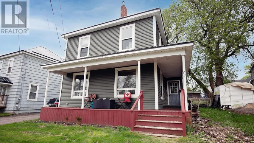 29 Wellington Street, Amherst, Nova Scotia B4H2J4