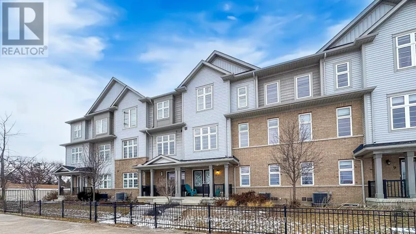 7 CORNERSIDE WAY, Whitby (Brooklin), Ontario L1M0L8