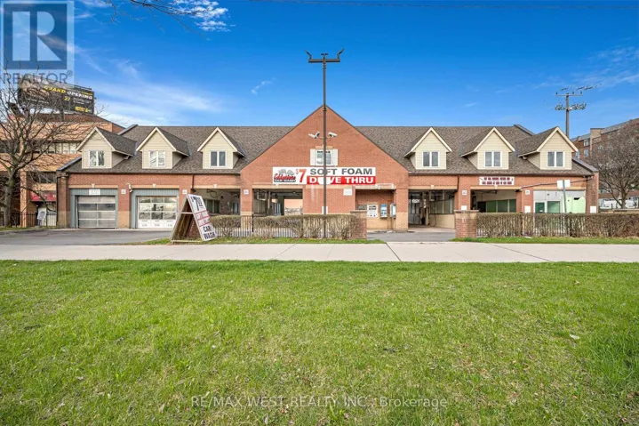 2800 JANE STREET, Toronto (Glenfield-Jane Heights), Ontario M3N2H9