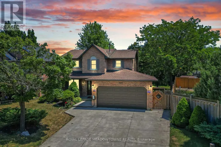 365 CELTIC DRIVE, Hamilton (Stoney Creek), Ontario L8E4N1