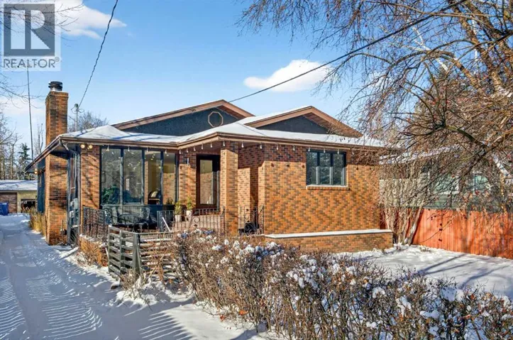7103 Bow Crescent NW, Calgary, Alberta T3B2C9