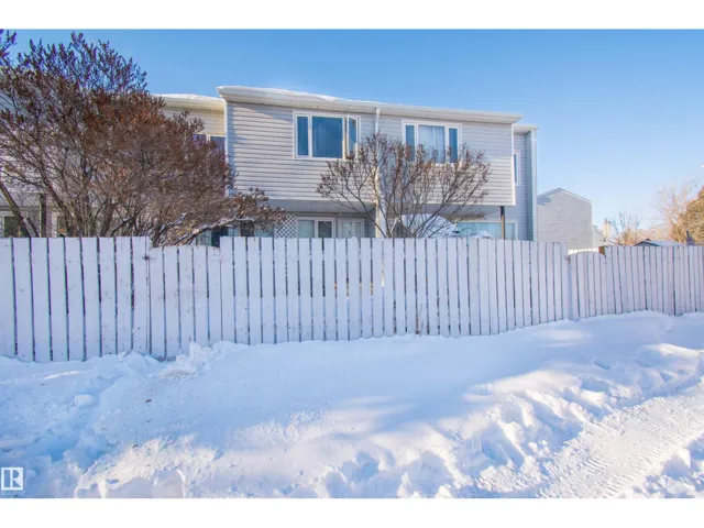 21 Amberly CO NW, Edmonton, Alberta T6R3A3