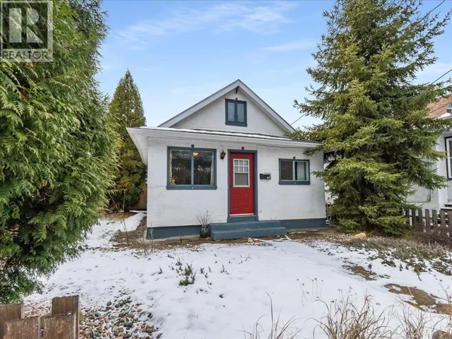 1522 Third Avenue, Trail, British Columbia V1R1P7