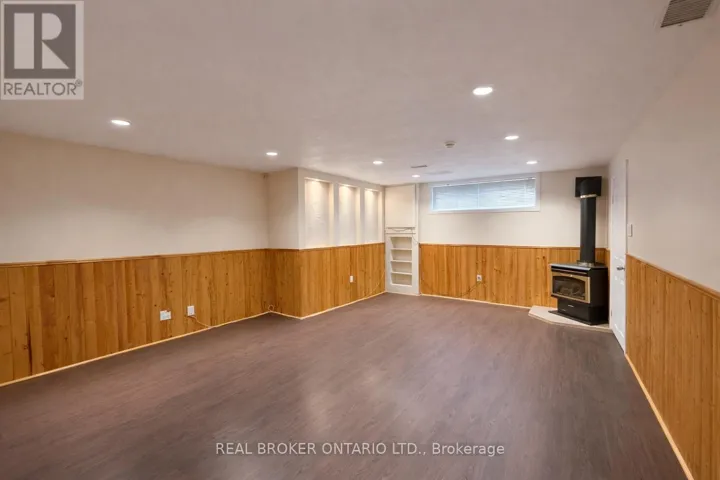 LOWER - 1602 CORAM CRESCENT, Mississauga (Dixie), Ontario L4X1K9