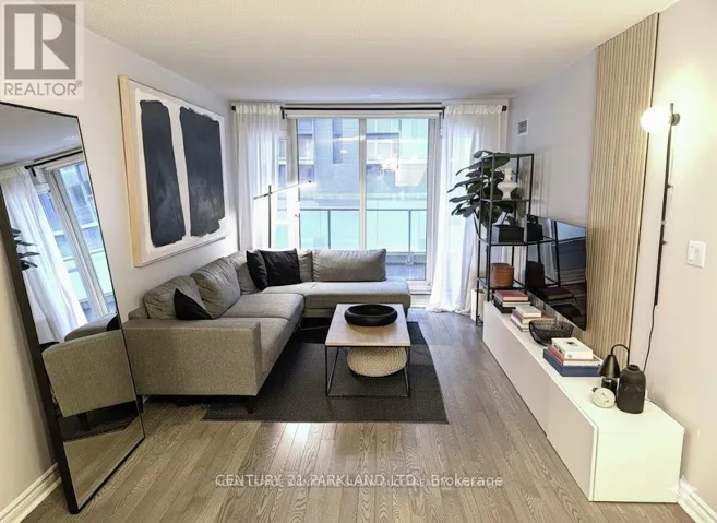 325 - 270 WELLINGTON STREET W, Toronto (Waterfront Communities), Ontario M5V3P5