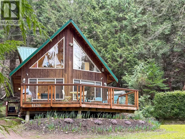 1120 Chappel Pl, Gabriola Island, British Columbia V0R1X2